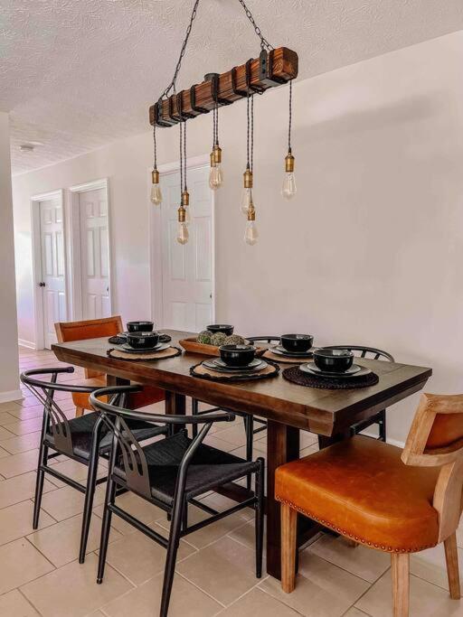Southern Charm 3Br Fire Pit Pool Table 7Beds سيفيرفيل المظهر الخارجي الصورة